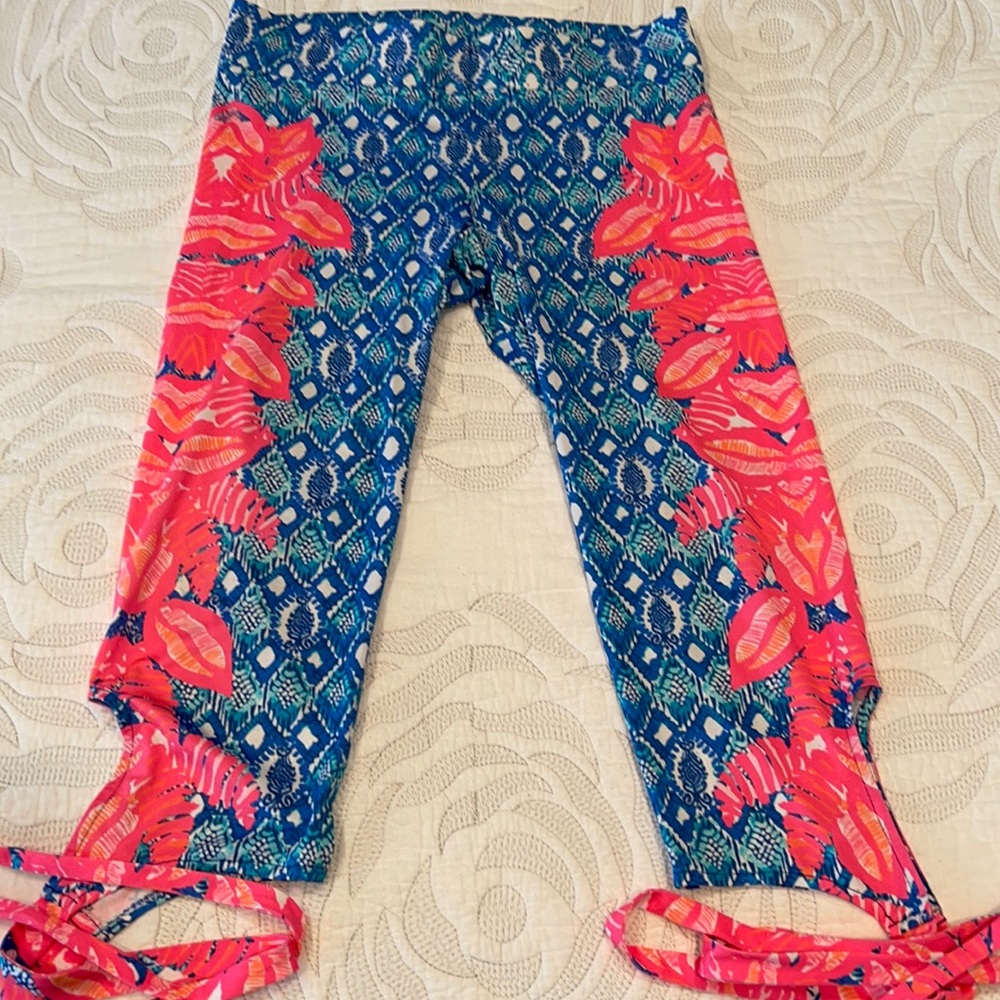 Lilly Pulitzer cropped athletic pants